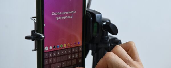 Трансляция групповых программ фитнес-клуба в Новосибирске - Sputnik Moldova