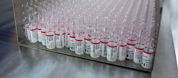 Производство вакцины от COVID-19 на фармацевтическом заводе Биннофарм - Sputnik Молдова