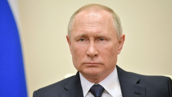 Президент РФ В. Путин выступил с обращением к гражданам - Sputnik Moldova