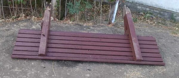 В Комрате хулиганы осквернили мемориал ВОВ - Sputnik Moldova