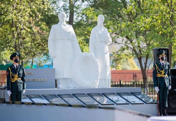 Победа – одна на всех: в Молдове чтят память героев Великой Отечественной войны Победа – одна на всех: в Молдове чтят память героев Великой Отечественной войны - Sputnik Молдова
