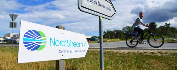 Указатель возле наземного стыковочного пункта газопровода Северный поток-2 в Любмине, Германия - Sputnik Молдова