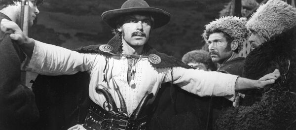 Актер Григоре Григориу в роли Раду Негостина. Кадр из художественного фильма Лаутары, снятого режиссером Эмилем Лотяну на киностудии Молдова-фильм в 1972 году Актер Григоре Григориу в роли Раду Негостина. Кадр из художественного фильма Лаутары, снятого режиссером Эмилем Лотяну на киностудии Молдова-фильм в 1972 году - Sputnik Молдова