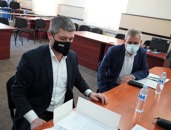 Retrospectiva zilei: CEC a luat mai multe decizii legate de alegerile prezidențiale Retrospectiva zilei: CEC a luat mai multe decizii legate de alegerile prezidențiale - Sputnik Moldova