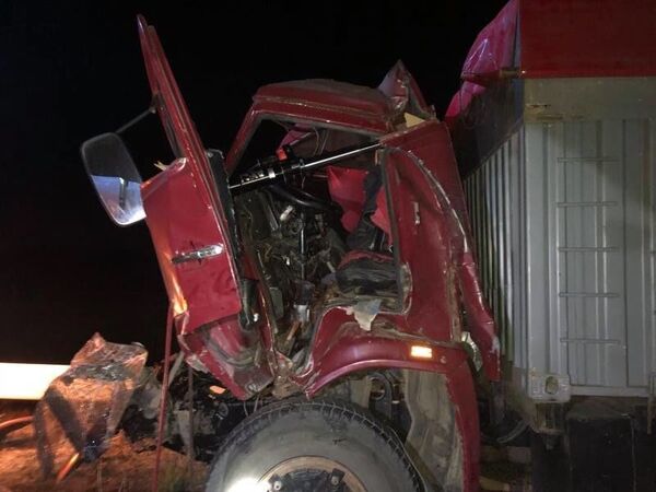 Accident tragic la Căușeni: Un bărbat a rămas blocat între fiarele unui camion - Foto Accident tragic la Căușeni: Un bărbat a rămas blocat între fiarele unui camion - Foto - Sputnik Moldova