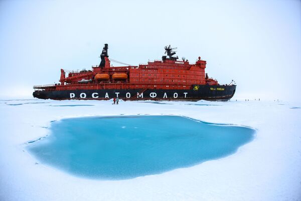 Атомный ледокол 50 лет Победы на Северном полюсе - Sputnik Молдова