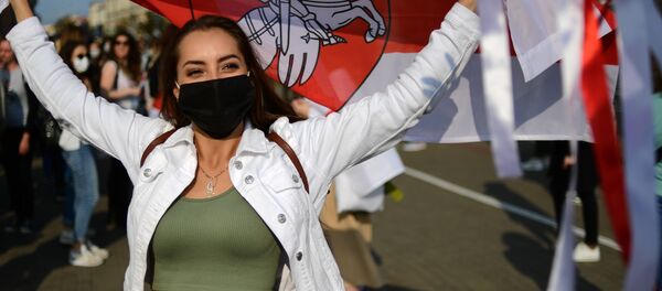 Женский марш Подруга за подругу в Минске - Sputnik Moldova-România