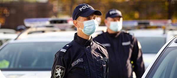 Полиция получила 52 машины - Sputnik Moldova