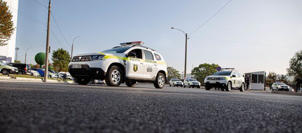 Полиция получила 52 машины - Sputnik Moldova