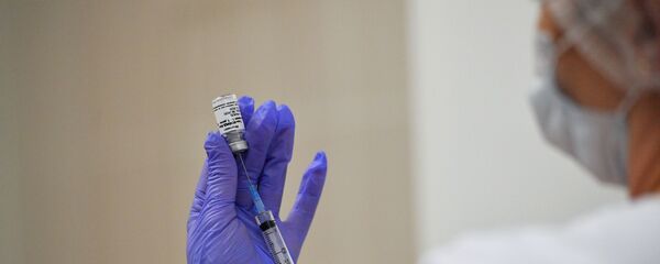 Вакцинация добровольцев против COVID-19 в Москве - Sputnik Молдова
