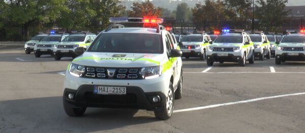 Polițiștii moldoveni, dotați cu mașinii noi Polițiștii moldoveni, dotați cu mașinii noi - Sputnik Moldova