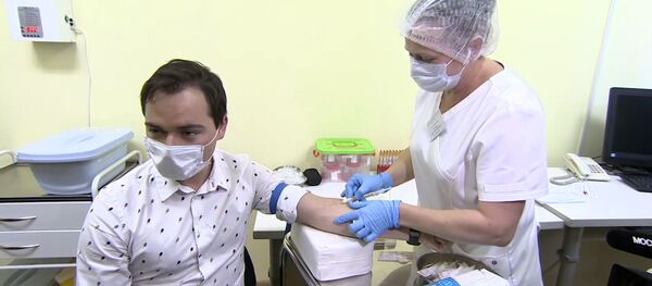 Уже третья: в России начались испытания очередной вакцины от коронавируса - Sputnik Молдова