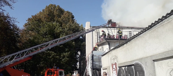 LIVE: Пожар в Национальной филармонии Кишинева - Sputnik Moldova