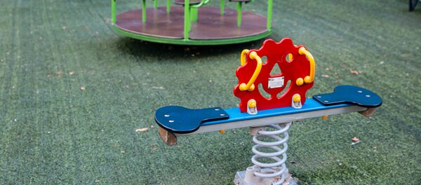 детская площадка - Sputnik Молдова