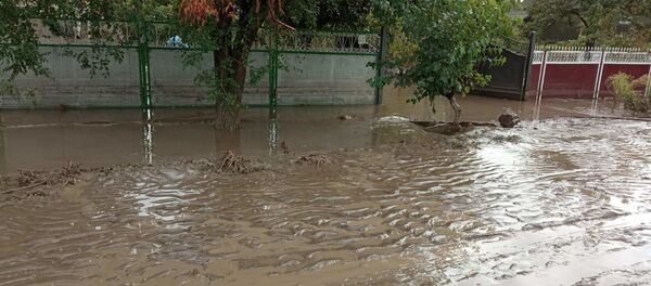 Ploile au făcut prăpăd în mai multe localități - Sputnik Молдова