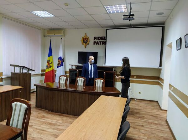 Exclusiv Sputnik: Detalii din culisele instruirii ofiţerilor moldoveni de informaţii Exclusiv Sputnik: Detalii din culisele instruirii ofiţerilor moldoveni de informaţii - Sputnik Moldova