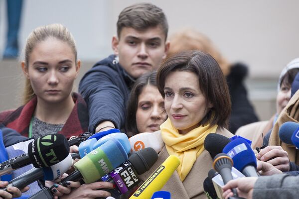 Майя Санду вышла во второй тур президентских выборов в 2016 году
 - Sputnik Молдова