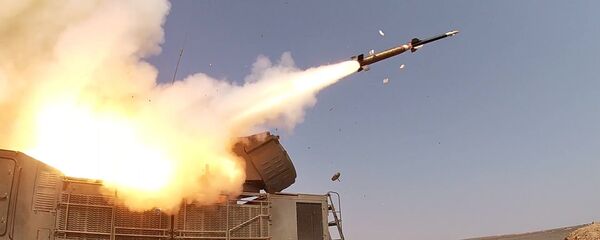 Зенитный комплекс Панцирь-С1, архивное фото Зенитный комплекс Панцирь-С1, архивное фото - Sputnik Moldova