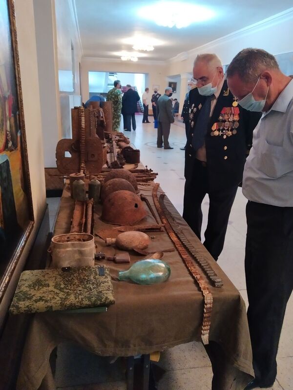 Фото - Находки поисковых отрядов передали в главный военный музей Молдовы - Sputnik Молдова