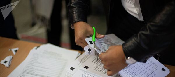 Парламентские выборы в Кыргызстане Парламентские выборы в Кыргызстане - Sputnik Молдова