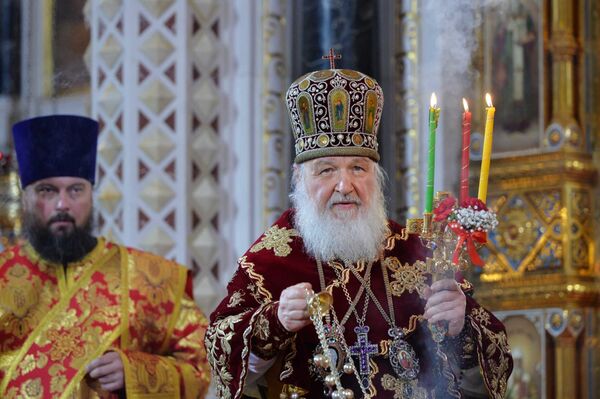 Lumânările colorate - iată de ce le cumpără moldovenii Lumânările colorate - iată de ce le cumpără moldovenii - Sputnik Moldova