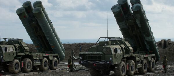Зенитный ракетный комплекс С-400 Триумф - Sputnik Moldova
