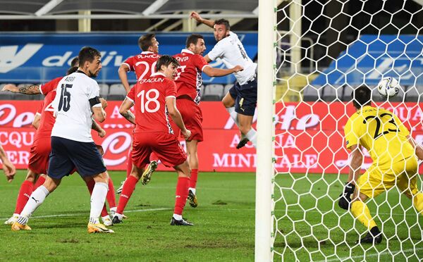 Тарантелла выплясалась, бэтута - нет: Италия разгромила Молдову в контрольном матче - Sputnik Молдова