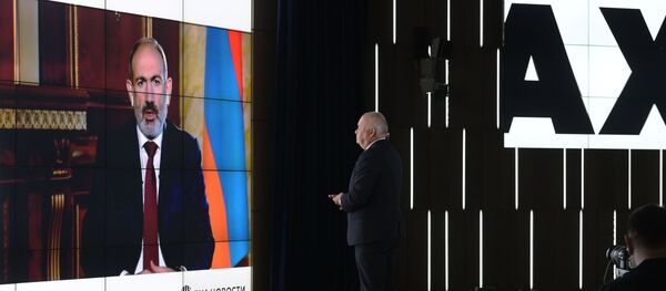 Интервью И. Алиева и Н. Пашиняна РИА Новости - Sputnik Moldova-România