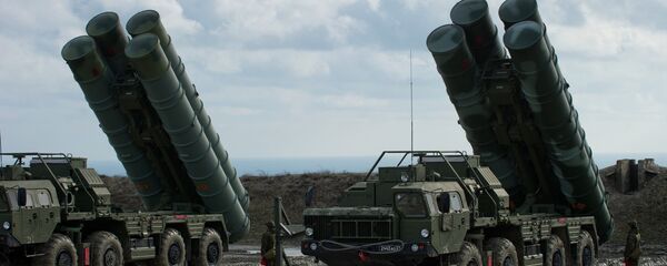 Зенитный ракетный комплекс С-400 Триумф - Sputnik Moldova