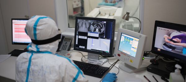 Госпиталь COVID-19 в центре МГУ имени М. В. Ломоносова Госпиталь COVID-19 в центре МГУ имени М. В. Ломоносова - Sputnik Молдова