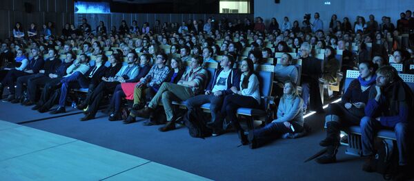 Зрители на показе в кинотеатре Зрители на показе в кинотеатре - Sputnik Молдова