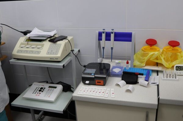 Откуда в Приднестровье поступит оборудование для определения COVID-19 - Sputnik Молдова