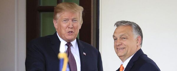 Donald Trump și Viktor Orban - Sputnik Moldova-România