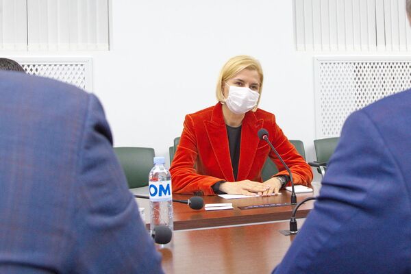 Video, foto: Observatorii internaționali au sosit la Comrat Video, foto: Observatorii internaționali au sosit la Comrat - Sputnik Moldova