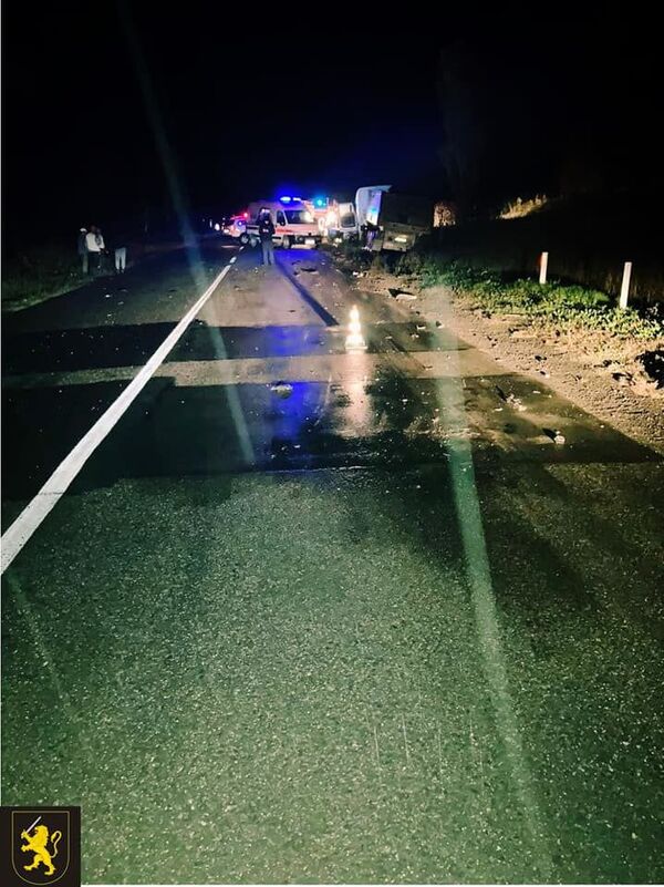 Foto: Accident grav la Orhei, trei oameni au murit pe loc Foto: Accident grav la Orhei, trei oameni au murit pe loc - Sputnik Moldova