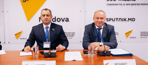 Адиль Абыш оглы Алиев, Мушкет Иван Ильич  - Sputnik Moldova