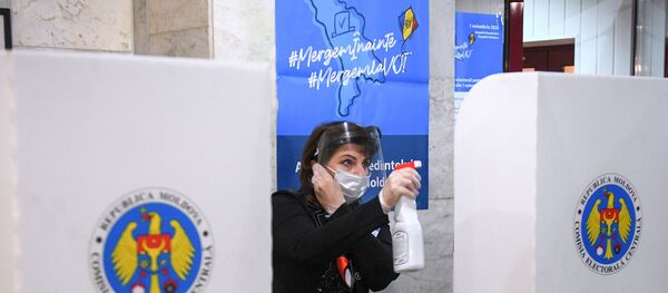 Голосование на выборах президента Молдавии в Москве - Sputnik Молдова