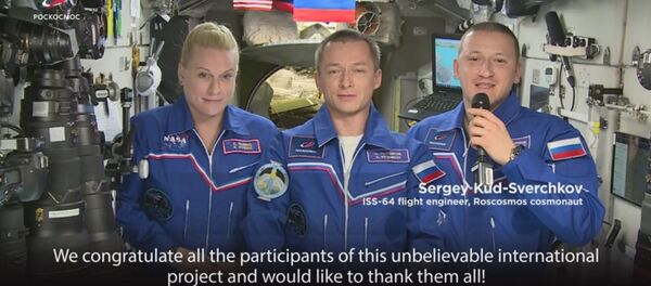 Экипаж МКС записал поздравление, посвященное 20-летию ее заселения - видео Экипаж МКС записал поздравление, посвященное 20-летию ее заселения - видео - Sputnik Молдова