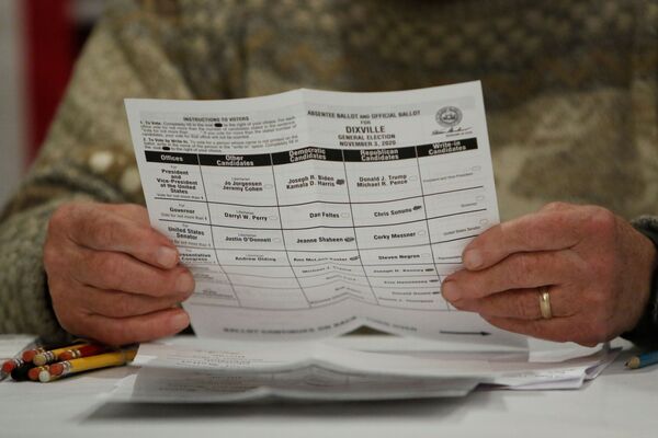 Избирательный бюллетень для голосования на президентских выборах США. - Sputnik Молдова