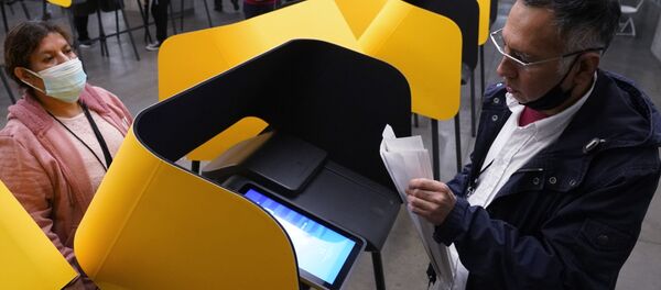 Избирательный участок в лос-Анджелесе Избирательный участок в лос-Анджелесе - Sputnik Молдова