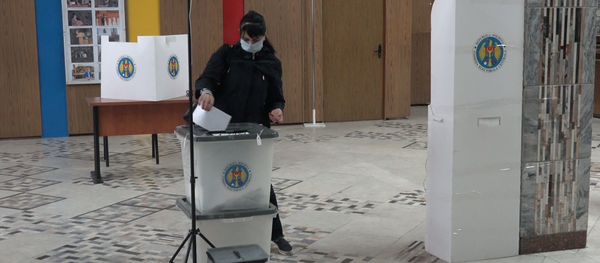 Президентские выборы в Молдове: назначена дата второго тура Президентские выборы в Молдове: назначена дата второго тура - Sputnik Молдова