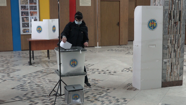 Alegerile prezidențiale în Moldova: a fost stabilită data turului doi - Sputnik Moldova
