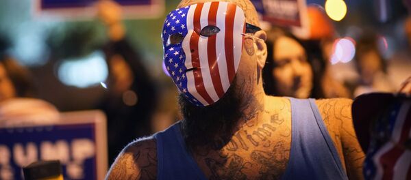 Сторонники президента Дональда Трампа протестуют в Лас-Вегасе Сторонники президента Дональда Трампа протестуют в Лас-Вегасе - Sputnik Moldova