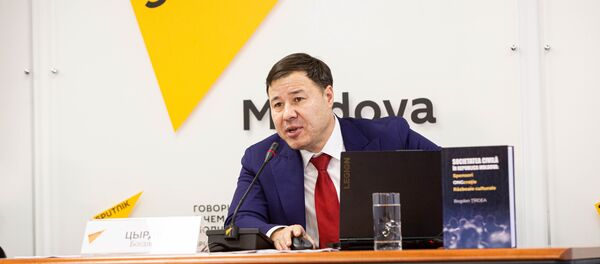 Депутат Цырдя продолжает раскрывать секреты НПО   - Sputnik Moldova