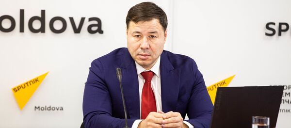 Депутат Цырдя продолжает раскрывать секреты НПО   - Sputnik Moldova