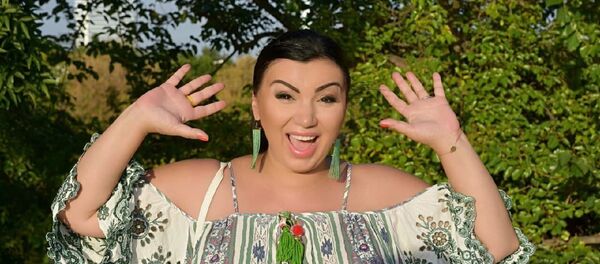 Adriana Bahmuteanu Adriana Bahmuteanu - Sputnik Moldova-România