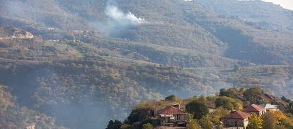 Нагорный Карабах во время обострения конфликта Нагорный Карабах во время обострения конфликта - Sputnik Moldova