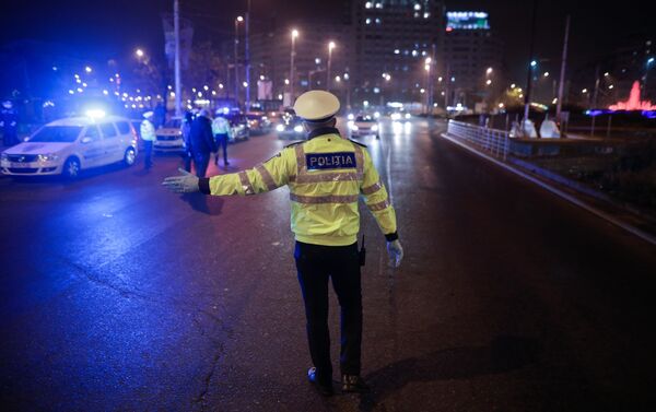 Restricții de circulație pe timp de noapte în România - verificări efectuate de poliție - Sputnik Moldova-România