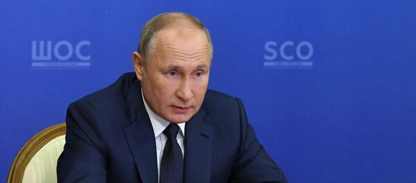 Президент РФ В. Путин провел заседание Совета глав государств - членов ШОС - Sputnik Moldova-România