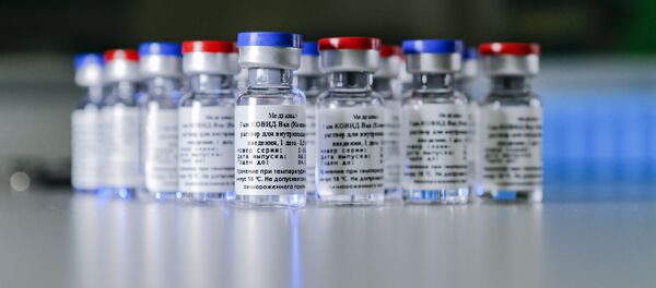 Производство вацины Спутник V в Институте эпидемиологии и микробиологии имени Н. Ф. Гамалеи - Sputnik Молдова